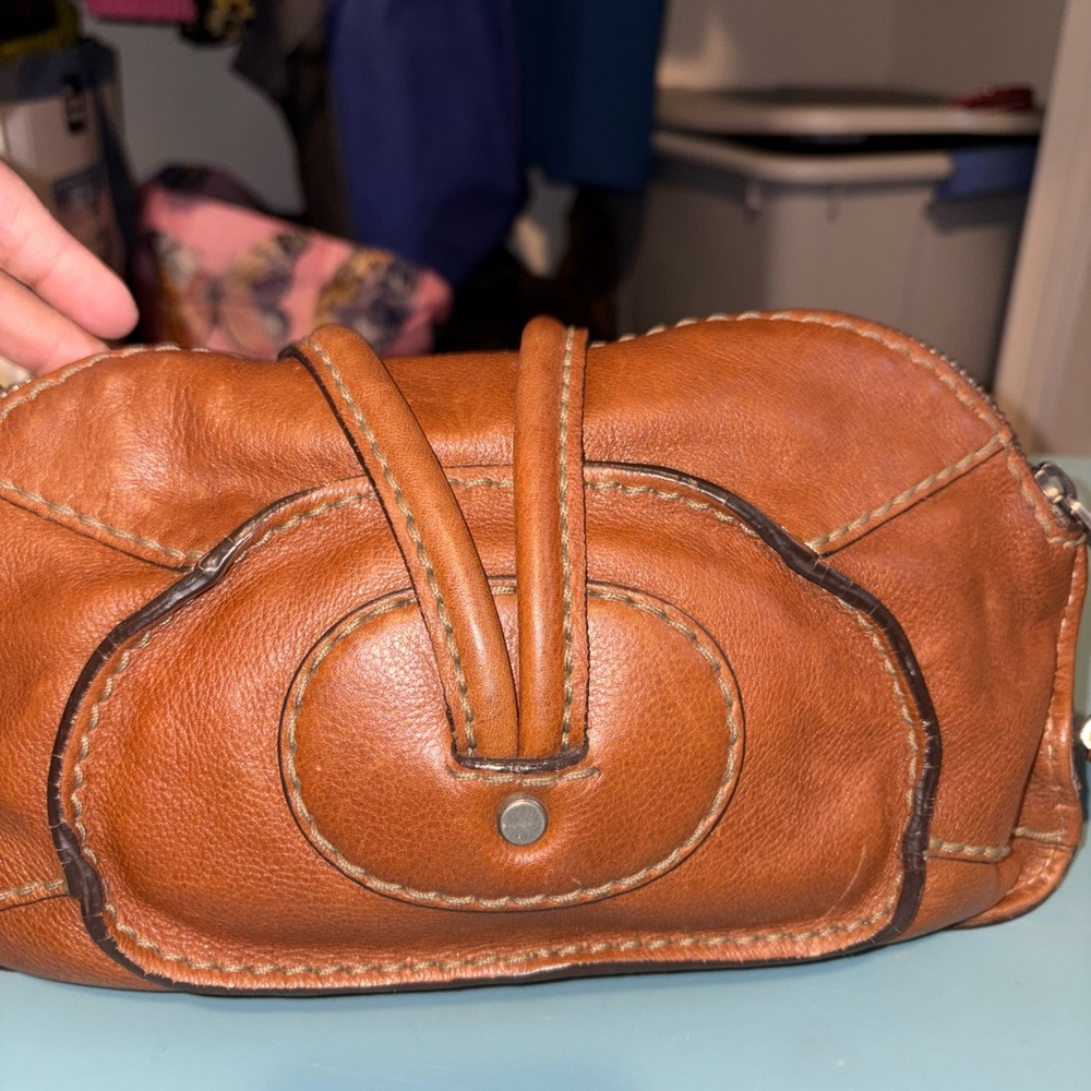 Vintage Fossil clutch